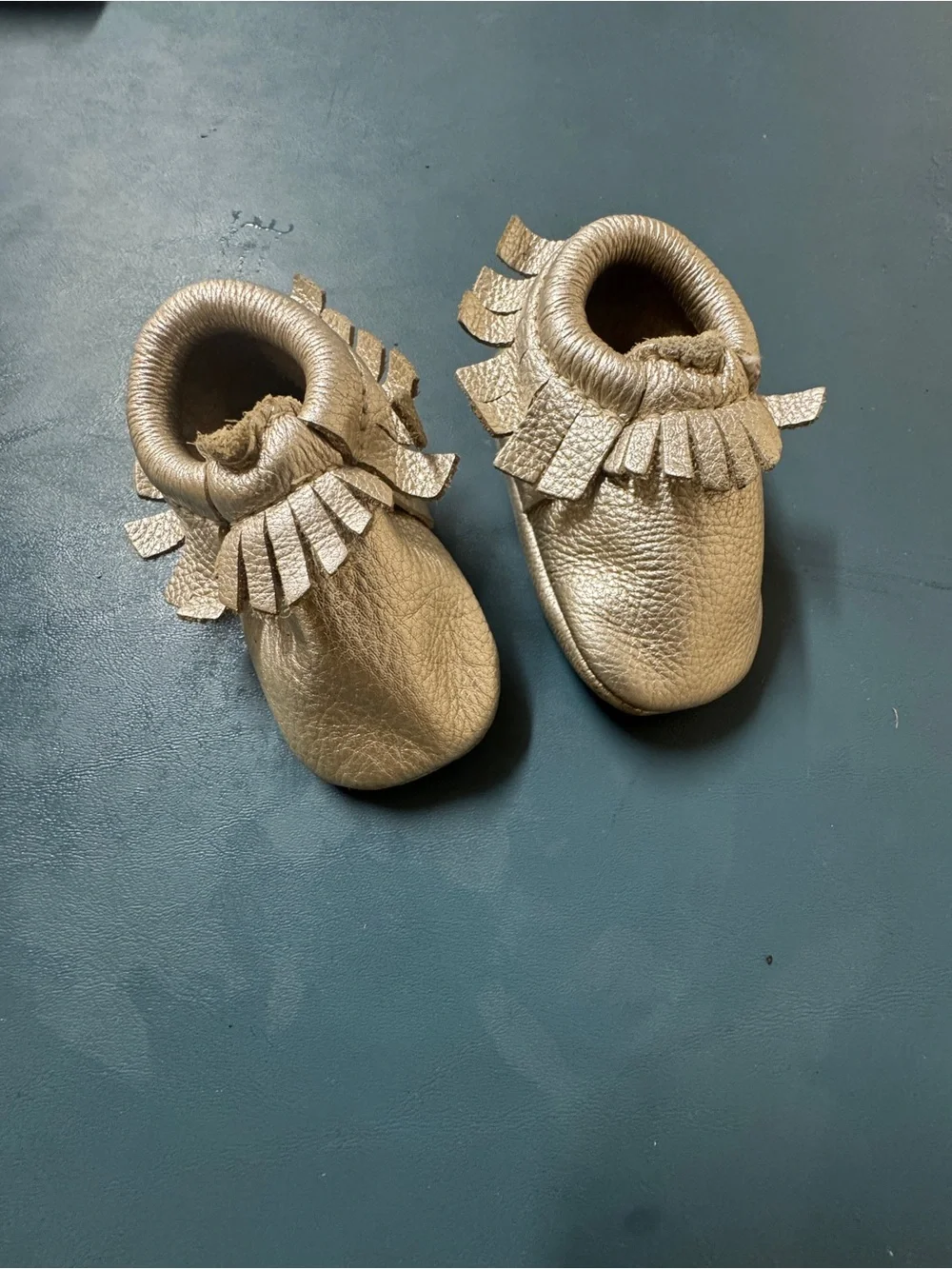 Freshly Picked Infant leather moccasin size 1 Platinum